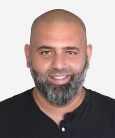אופיר נקר